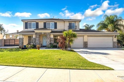 19445 Mi Casa Ct, Riverside CA  92508-6827 exterior