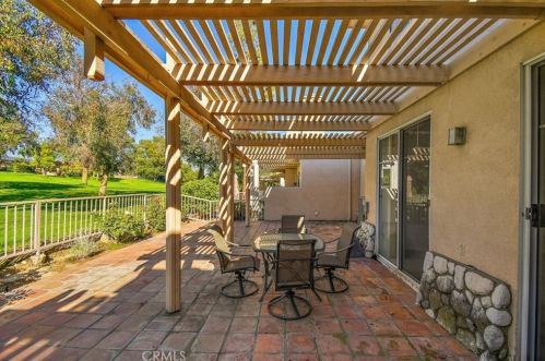 1415 Upland Hills Dr, Upland CA  91784-9157 exterior