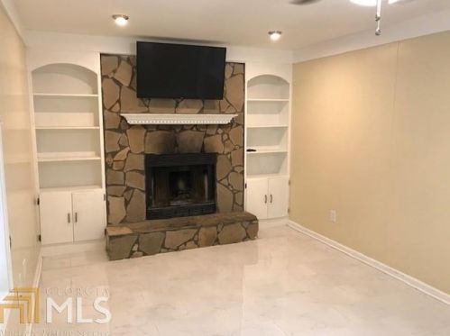 595 Moseley Dr, Stockbridge GA  30281-2905 exterior