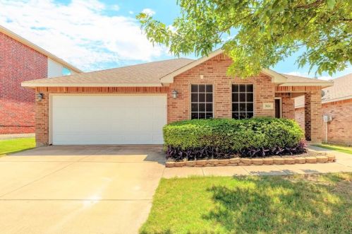 7624 Scarlet View Trl, Fort Worth TX  76131-5114 exterior