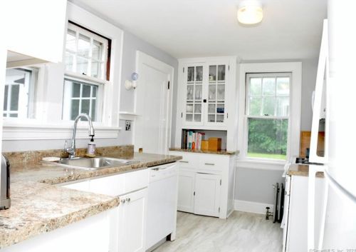 58 East St, Bethlehem, CT 06751-1801
