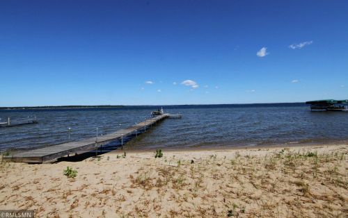 26979 Pelican Lake Rd, Merrifield, MN 56465-4437