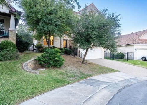 3716 Broadwinged Hawk Cv, Austin TX  78738-6567 exterior