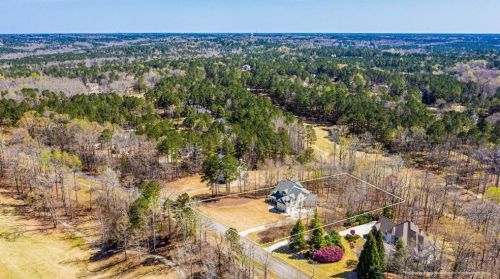 239 Arbor Springs Pkwy, Newnan, GA 30265-4137