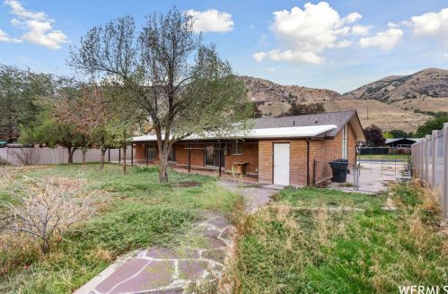 165 1000, Perry UT 84302-1541 exterior