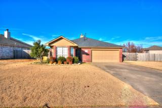 10321 45th St, Yukon, OK 73099-2301