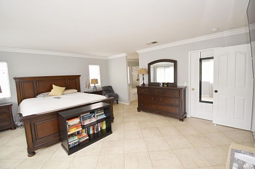 1282 Granite Spg Dr, Chula Vista CA  91915-2506 exterior