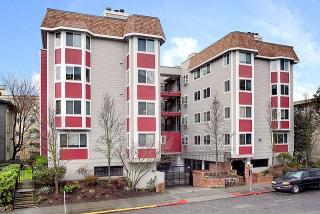 1617 Summit Ave, Seattle, WA 98122-2321