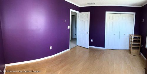 12 Austin St, Tinton Falls NJ 07712-7759 exterior