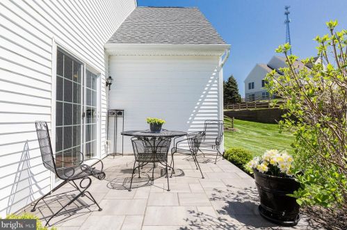 1700 Speedwell Rd, Lancaster PA  17601-4628 exterior