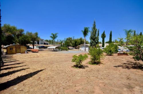 1618 Chase Ln, El Cajon, CA 92020-8306