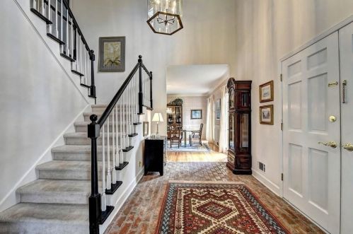 9370 Huntcliff Trce, Atlanta, GA 30350-1607