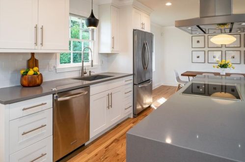 2522 Fontainebleau Dr, Atlanta GA  30360-1230 exterior