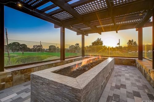 225 Wicker, Irvine CA  92618-1170 exterior