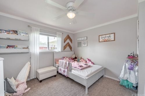 4050 Helene St, Simi Valley CA 93063-2929 exterior