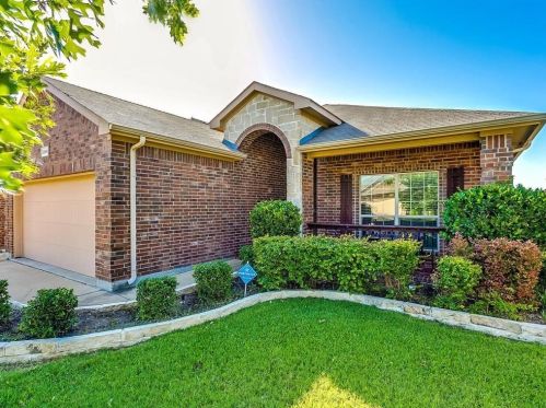 2264 Laurel Forest Dr, Fort Worth TX  76177-3509 exterior