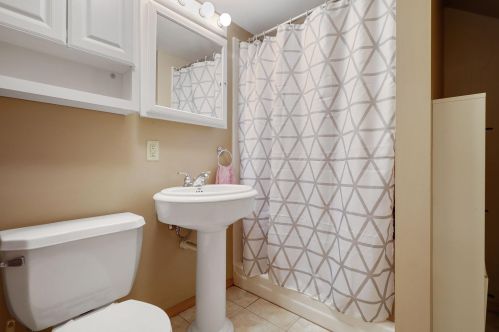 2710 2nd Ave, Saint Paul MN  55109-3320 exterior