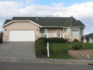 6155 Beulah Ave, Ferndale, WA 98248-9381