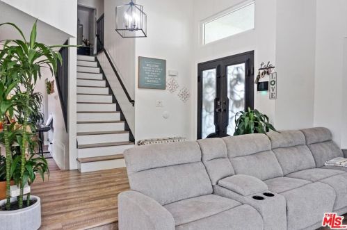 1570 Arnica Ln, Lancaster, CA 93535-4440