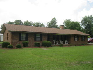 216 Tattnall St, Reidsville, GA 30453-4205