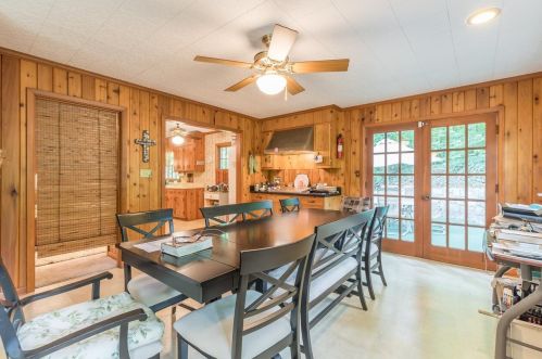 2408 Meadow Lark Dr, Atlanta GA  30344-4026 exterior