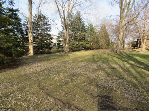 1265 Bridle Path Ct, Saint Paul MN  55110-2230 exterior