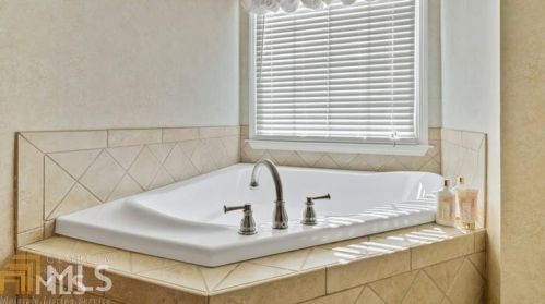 838 Hidden Lakes Trl, Jefferson GA  30549-1868 exterior