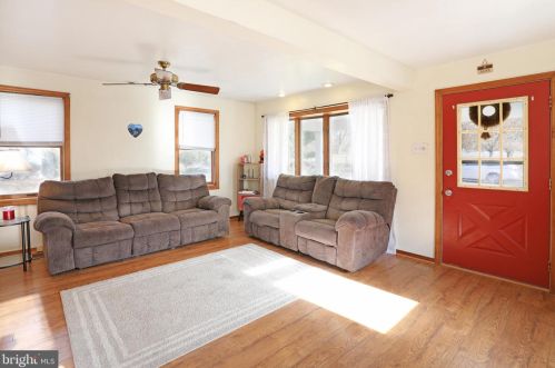 636 Venetia Ave, Blenheim, NJ 08012-4028