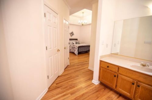 920 Forest Overlook Trl, Atlanta GA  30331-8307 exterior