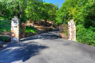 120 Goodhill Rd, San Rafael, CA 94904-2608