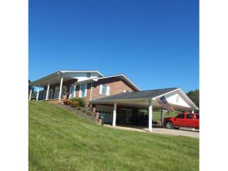 143 Oliphant Dr, Greeneville, TN 37745-0503
