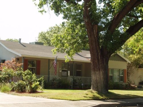 318 Rowland Ave, Modesto, CA 95354-1507