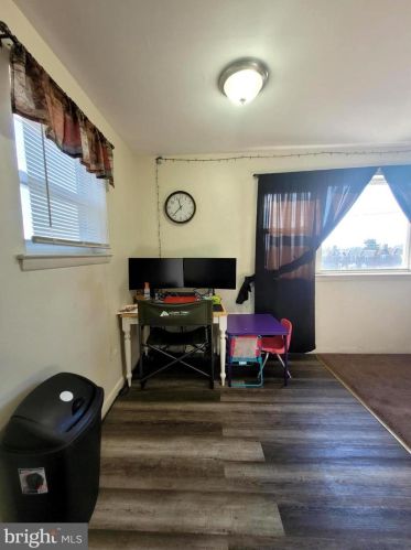 8202 Ditman St, Philadelphia PA 19136-2814 exterior