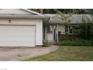 16 Coventry Dr, Concord Township, OH 44077-1606