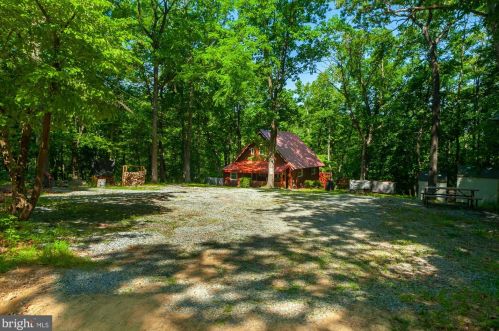 150 White Dogwood Pl, Harpers Ferry WV 25425 exterior