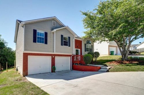 5765 Cedar Croft Ct, Lithonia, GA 30058-3586