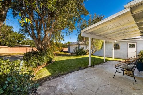 1191 Skyline Dr, Santa Ana CA 92705-3217 exterior