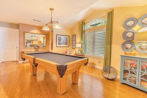 1746 Fir Dr, Los Banos CA 93635-5236 exterior