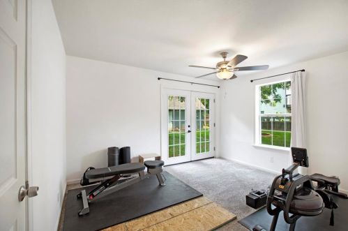 6458 Lindell Ave, Fort Worth TX  76116-4318 exterior