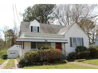 129 Bay Ave, Norfolk VA  23503-4356 exterior