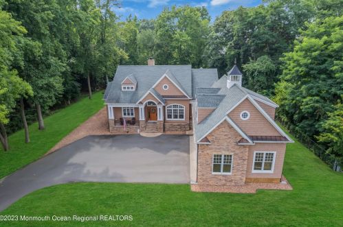 139 Cold Indian Spg Rd, Tinton Falls NJ 07712-3247 exterior