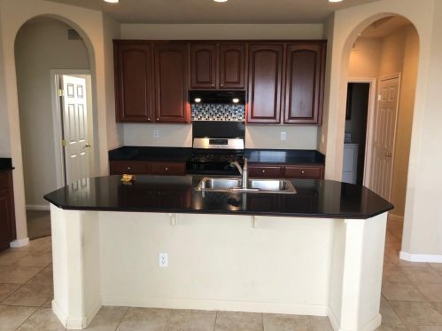 4315 Niobe Cir, Rancho Cordova, CA 95742-8043