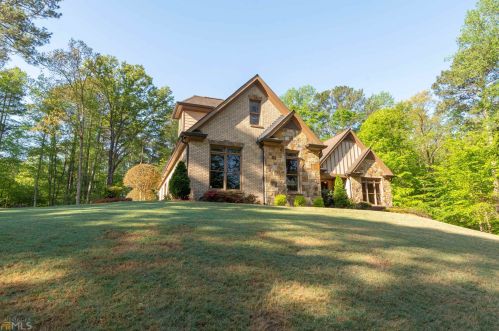 4640 Green Dr, Loganville, GA 30052-3132