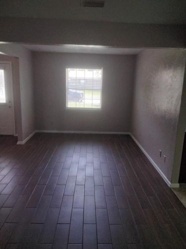 1421 Crockett St, Garland TX  75042-5008 exterior