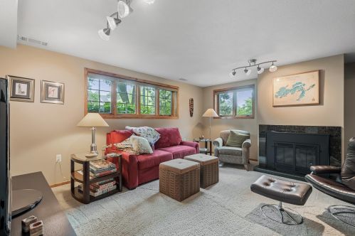 3393 Chandler Rd, Saint Paul MN  55126-3913 exterior