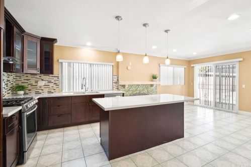 1570 Tedmar Ave, Anaheim CA  92802-1346 exterior