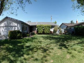 611 Nome Ave, Modesto, CA 95350-1398