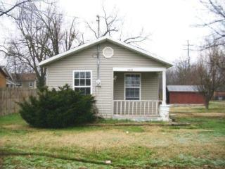 1015 Newton Ave, Springfield MO  65802-1650 exterior