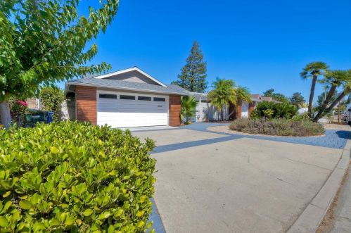 1903 San Pablo Dr, San Marcos, CA 92078-4821