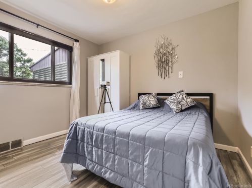 2030 Kingston St, Denver CO  80010-1318 exterior